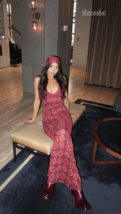 アナル 足 OnlyFans 裸 画像