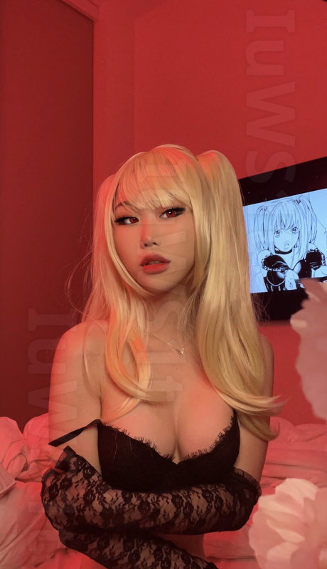 小人エボニーOnlyFans 無料 写真