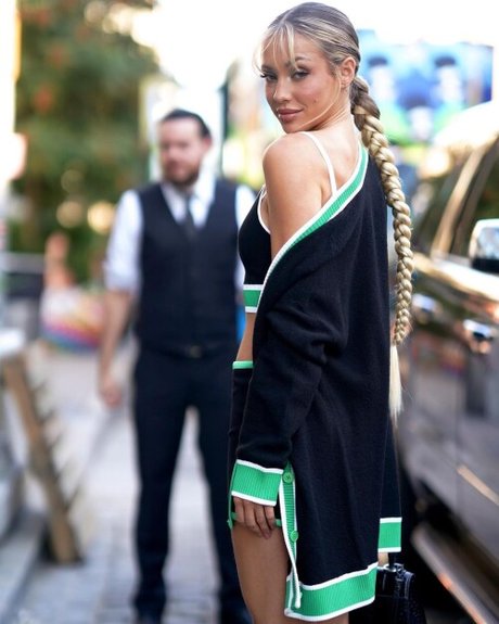 ぽっちゃりブロンドのOnlyFans HD 写真