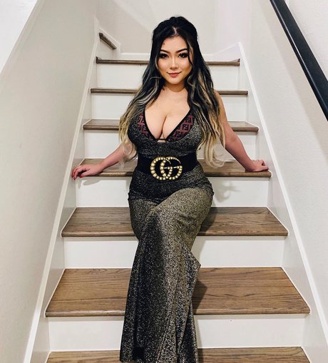 Vicki Li ポルノスター 写真