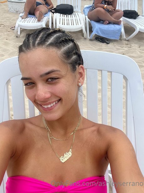 Ashley Serrano 無料モデル アーカイブ