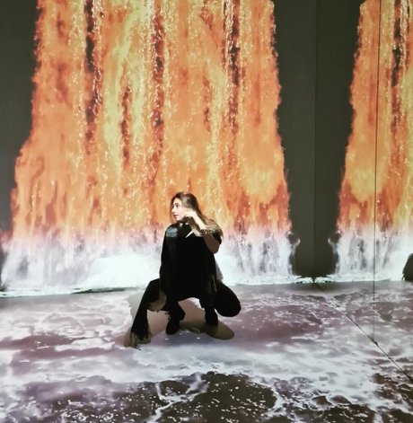 Yonia ホットなモデル 写真