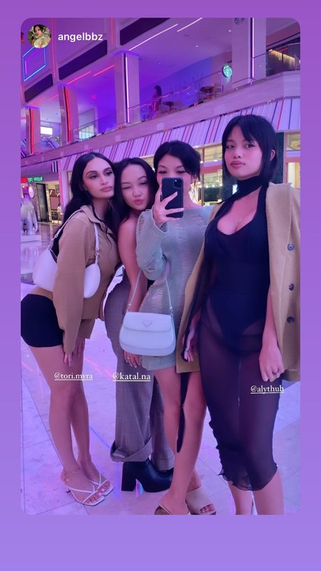 Alyssa Silos ヌードモデル 写真