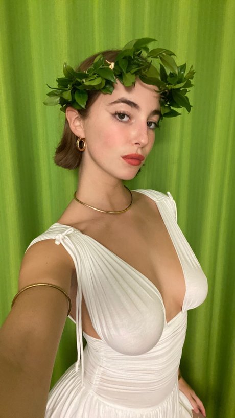 Amelie Manzoli 女優 写真