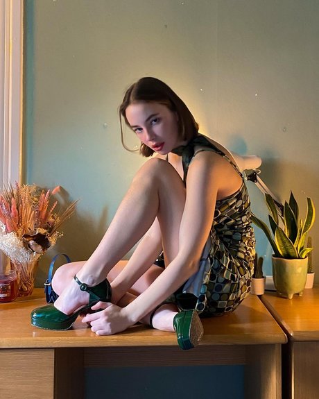 Amelie Manzoli ポルノスター 独占 写真