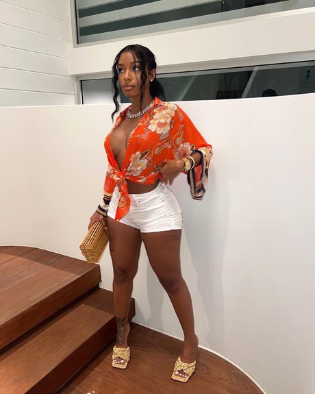 Ashley Burgos profile image