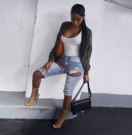 Ashley Burgos 最高のモデル ギャラリー