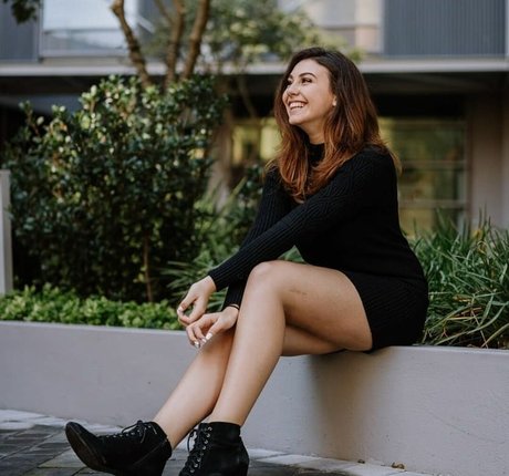 Lanzi ポルノ女優 写真