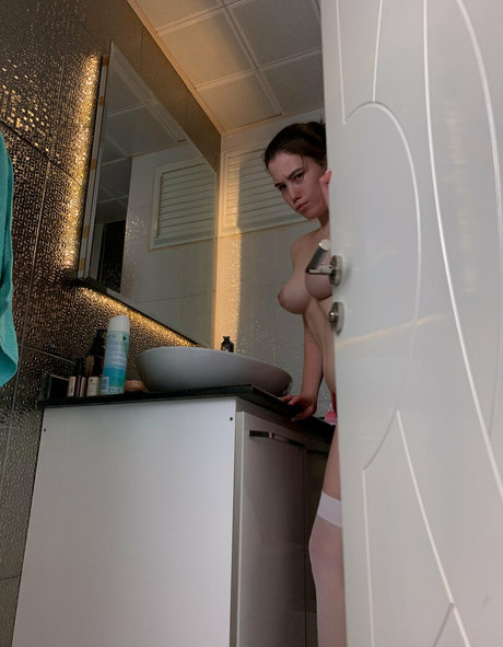 ゴスアジアンOnlyFans ヌード アーカイブ