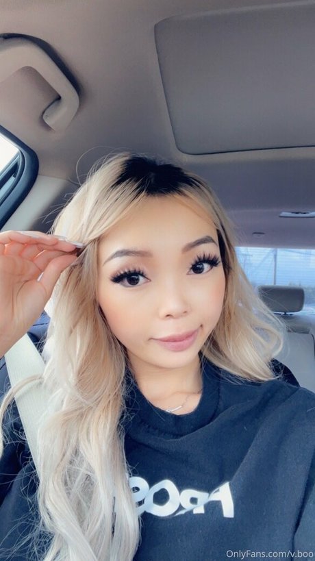 V boo アダルトモデル ギャラリー