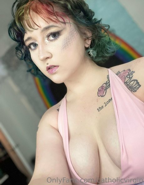 Catholic virgin 美しいスター 写真