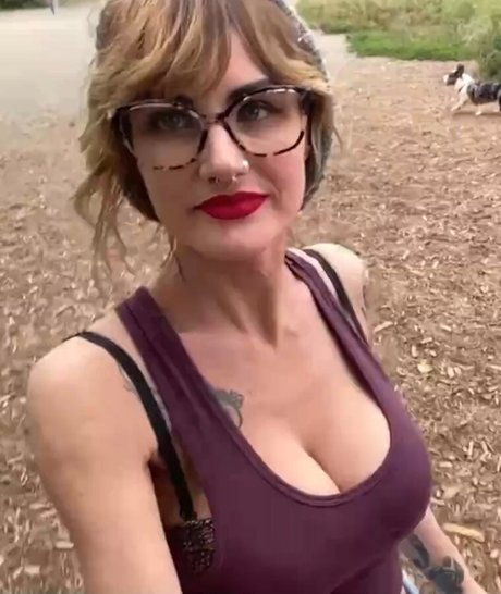 Nagisake xxxモデル 写真