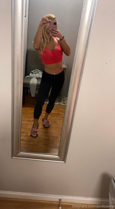 dontbaeme ホットなポルノスター 画像