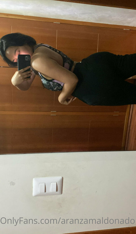 Aranza Maldona 裸の女優 写真