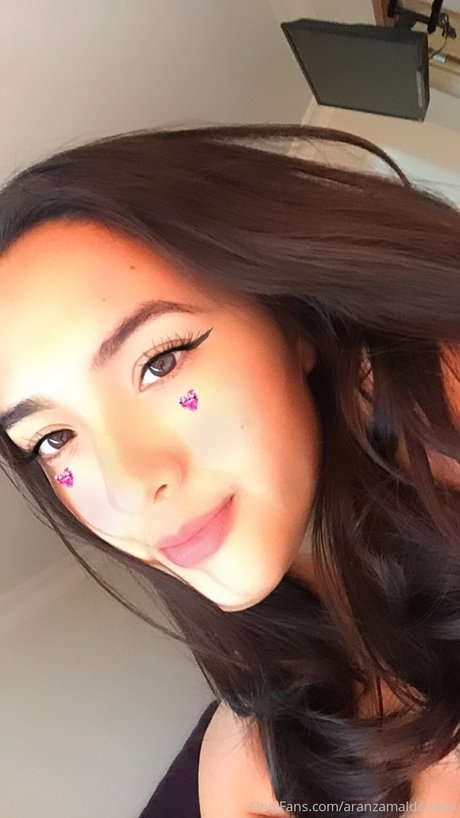 Aranza Maldona アートスター 写真