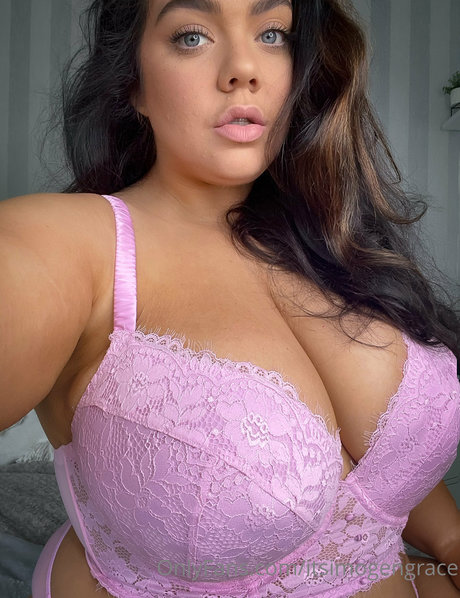 Imogen Grace_ ポルノスター ヌード 画像