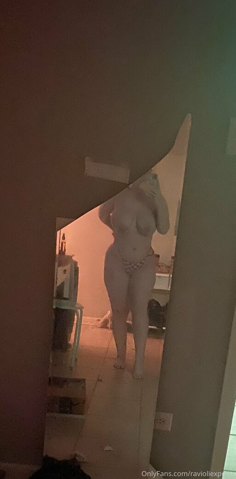 女の子同士のOnlyFans 限定 画像