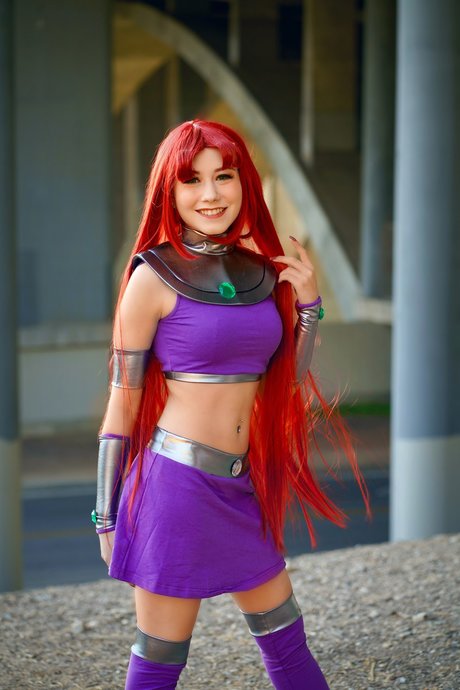 主観視点のアジア人OnlyFans ポルノ ギャラリー