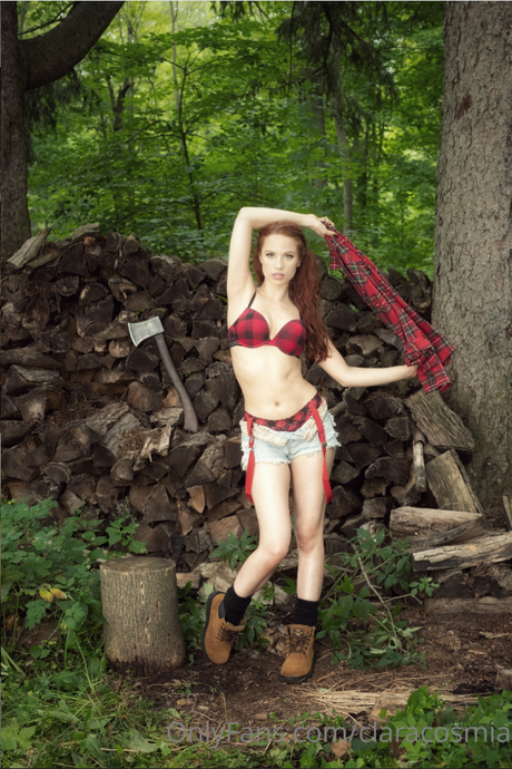 Clara Cosmia ヌードモデル 写真