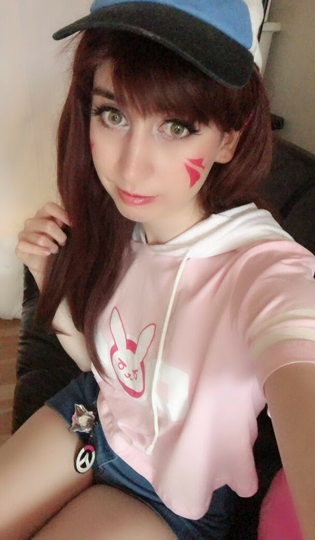 Michi Midnight ポルノスター ホット 画像