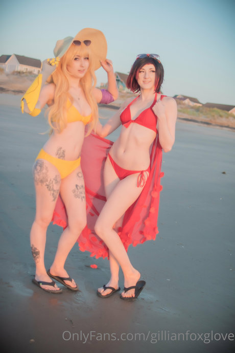 Gillian Foxglove セクシーなポルノスター 画像