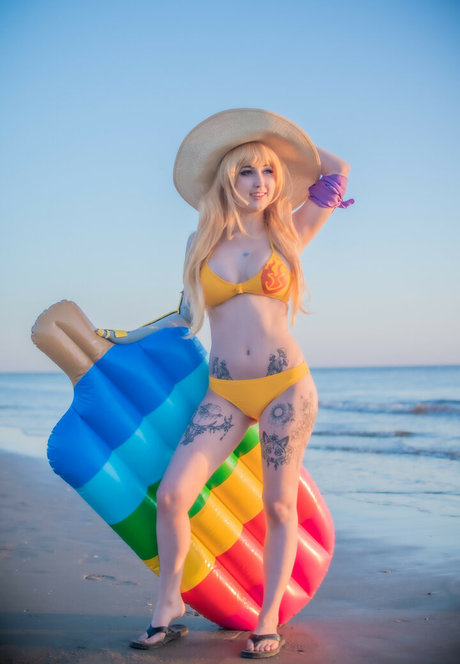 Gillian Foxglove profile image