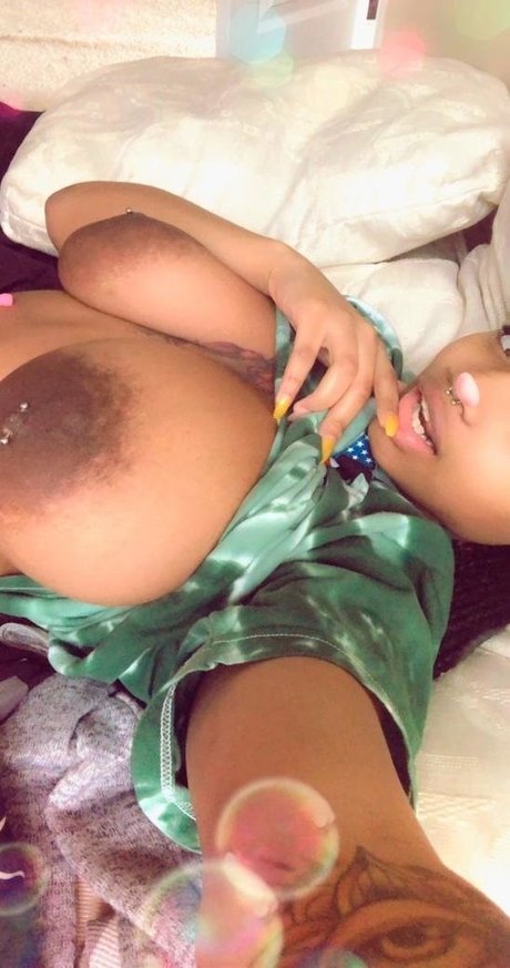 レズビアンセックスOnlyFans 無料セクシー 写真