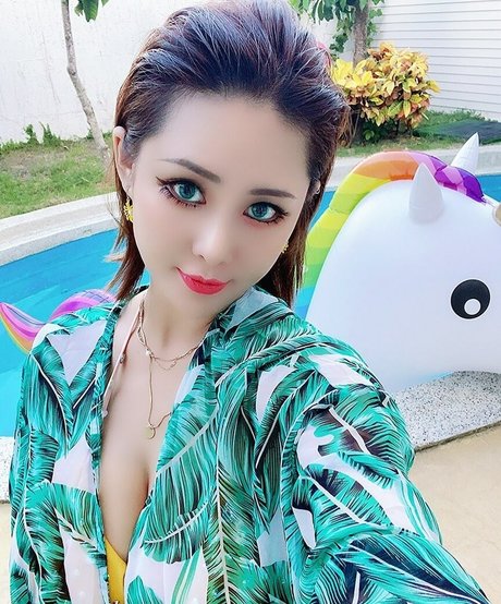 BBW ラティーナ OnlyFans 無料セクシー ギャラリー