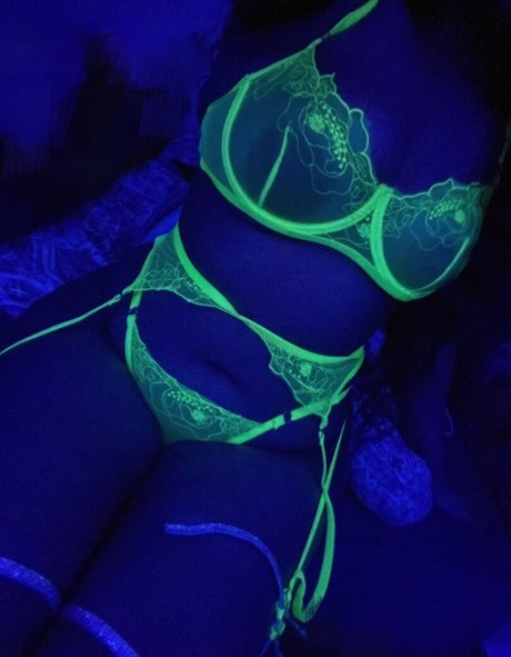 flamelilly トップスター 写真