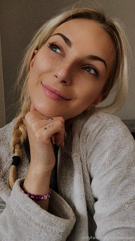 Sweet Crush Nicole トップポルノスター 写真