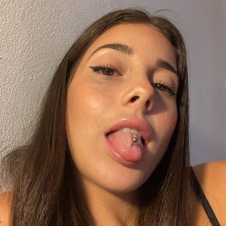 Mile romeo かわいいポルノスター 写真