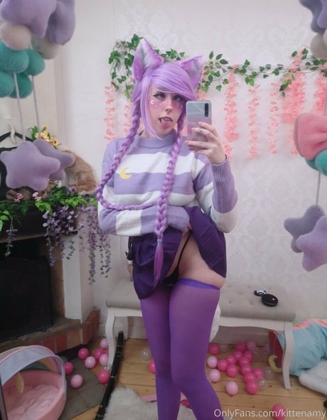 アジア人痴女OnlyFans ホット 画像