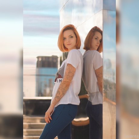 Luventa ポルノ女優 写真