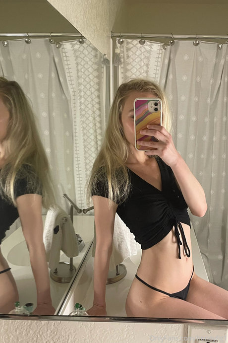 熟女ティーンOnlyFans ポルノ 写真