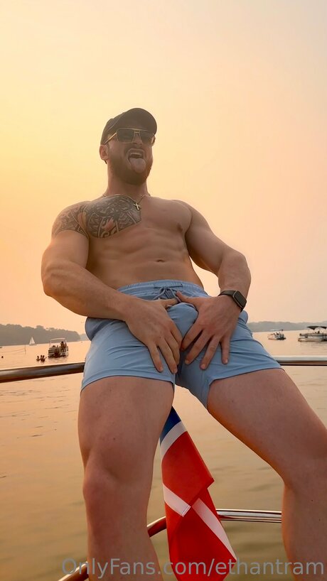 Bigdaddygrif セクシーモデル 写真