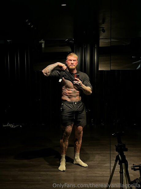 Therealvanillagorilla 素敵なモデル 写真