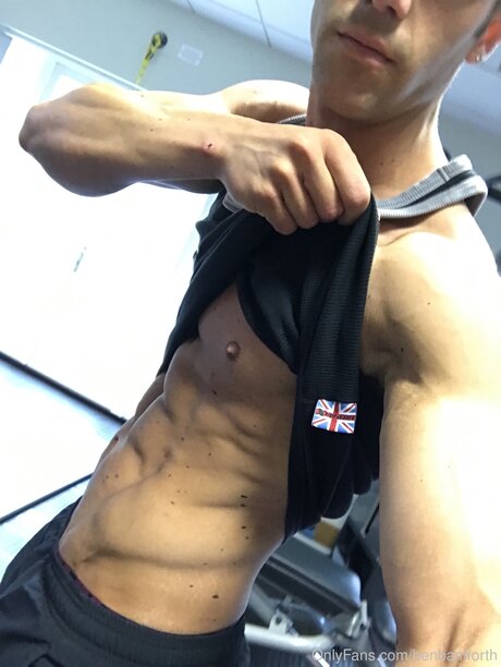 Benbamforth ポルノスター アート アーカイブ