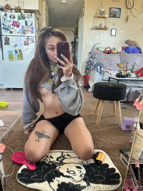 Cyrenaxxx 美しい女優 アーカイブ