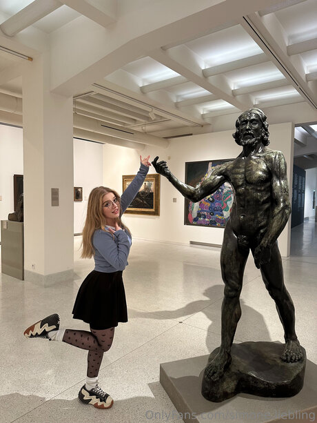 Simunka Show ポルノスター アート 写真