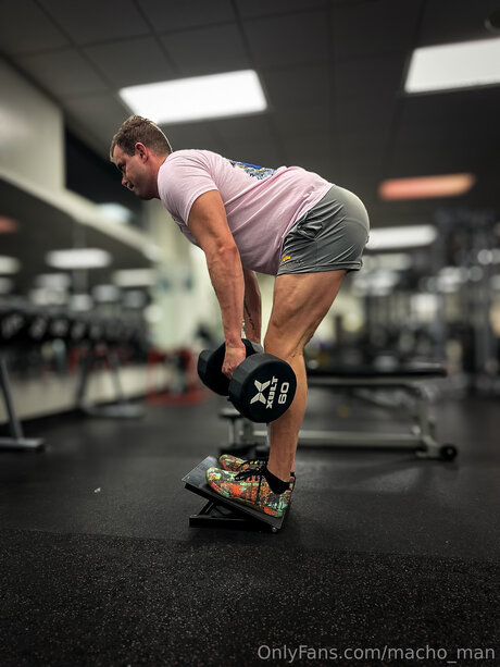 スリムな熟女OnlyFans セクシーxxx 画像