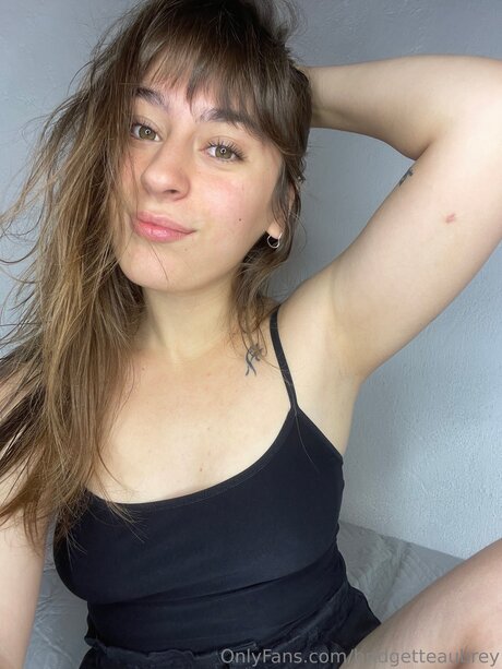 Bridgetteaubrey アート女優 写真