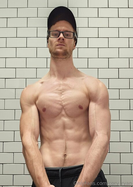 Cory Ryan アートモデル 写真