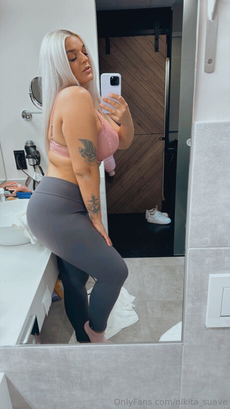 Nikita Suave ポルノスター 可愛い 画像