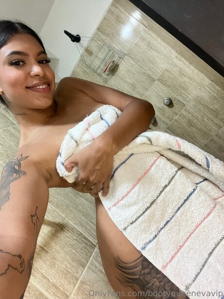 女子高生OnlyFans 無料裸 画像