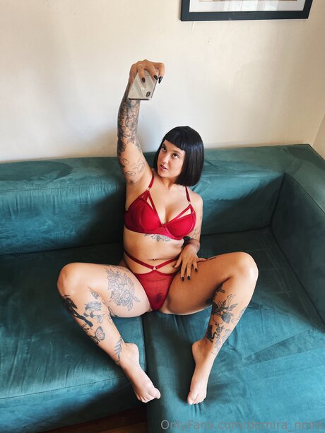 18歳のOnlyFans ホット裸 画像