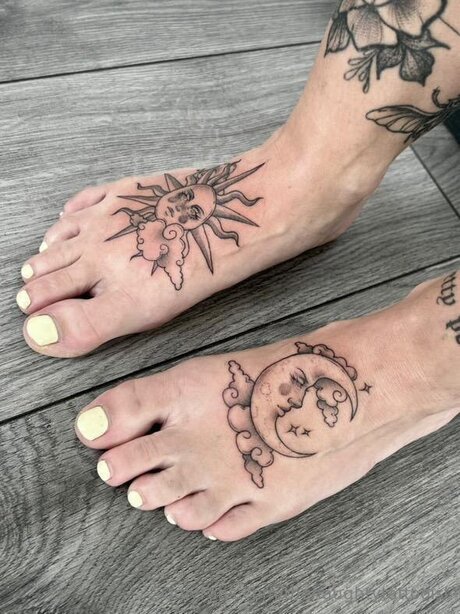 Thenaughtytattooist 完璧なモデル 写真