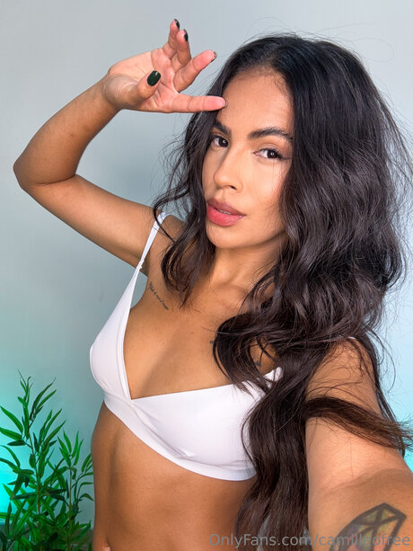 Camillleoff top profile image