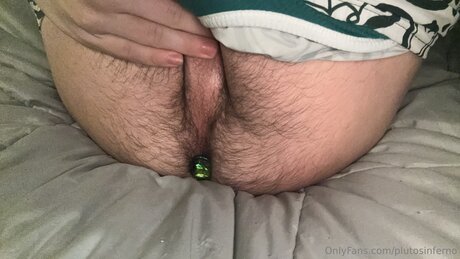 Plutosinferno アダルトモデル 写真