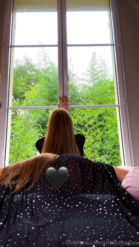 大きな白いチンポ OnlyFans アダルト 写真