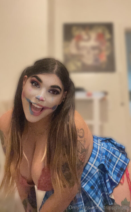 Trippyleigh ポルノスター 高品質 画像